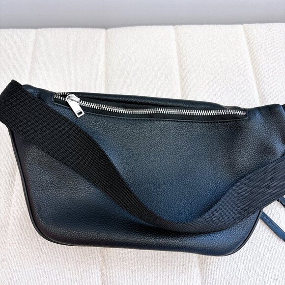 99% NEW SANDRO MENS BELT BAG - Picture 11 of 14